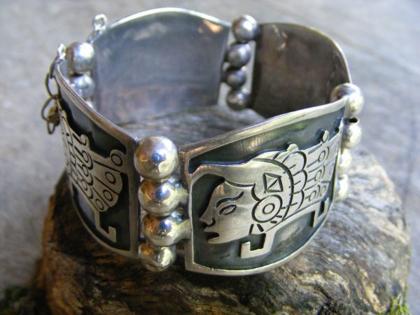 Tribal Hinge Bracelet – Vintage Mexican
