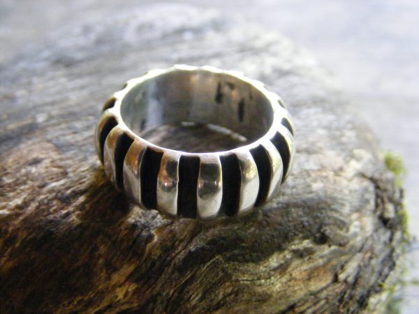 Cut-Out Ring